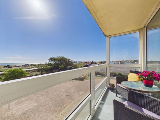 West Beach, Shoreham By Sea BN43, 2 bed flat to rent, £1,400 pcm | PrimeLocation