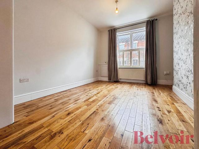 West Brampton, Newcastle under Lyme, ST5 4 bed terraced house to rent £1,100 pcm £254 pw