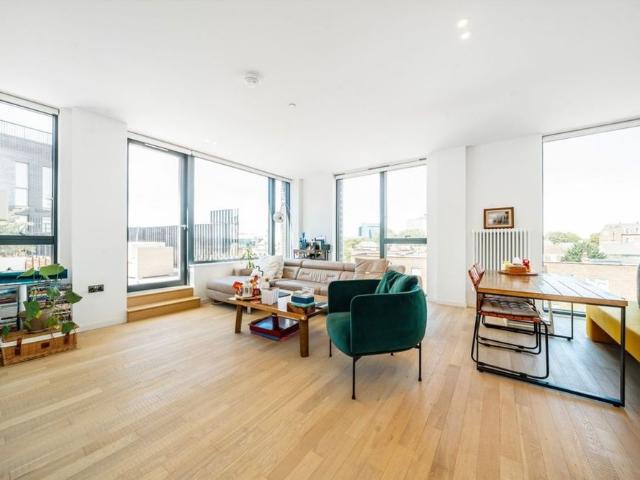 West Bradbury Yard, TW8, London