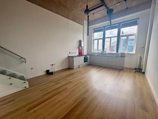 West Bromwich B70, 1 bed flat to rent, £850 pcm | PrimeLocation