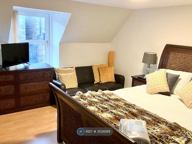 West Church St, Buckie AB56, 2 bed flat to rent, £1,095 pcm | PrimeLocation
