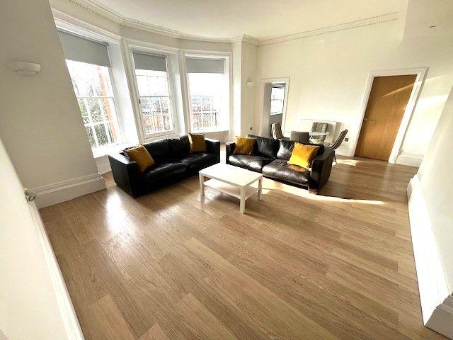 West Cliff, Preston PR1, 2 bed flat to rent, £1,000 pcm | PrimeLocation