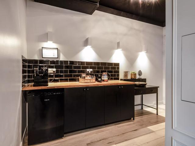 West Court Hounslow Student Accommodation In London | Amber
