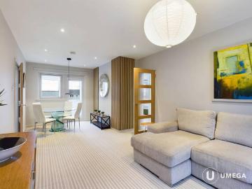 West Court, Ravelston, Edinburgh, EH4 3 bed apartment to rent £1,700 pcm £392 pw