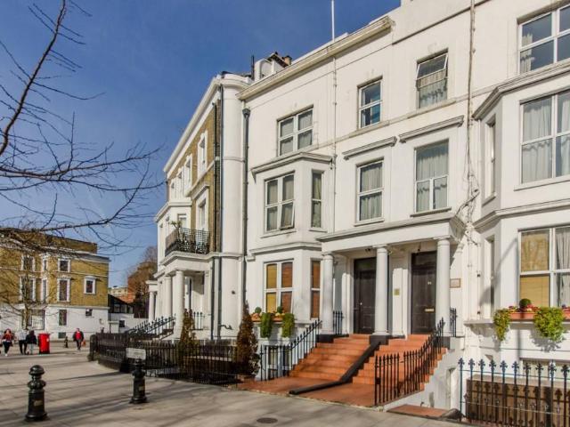 West Cromwell Road, Earls Court, London SW5, Studio to rent, £1,625 pcm | PrimeLocation