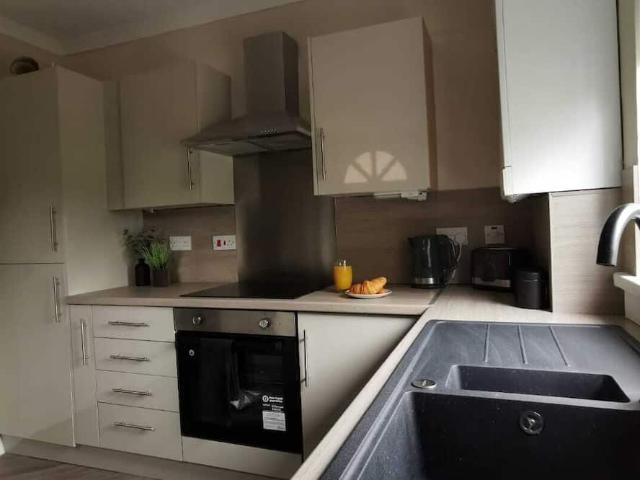 West Dunbartonshire, G81 5HN, United Kingdom | 2 bed house for rent #167063953 | Rentberry