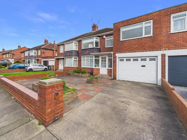 West Dene Drive, North Shields 4 bed house to rent £1,950 pcm £450 pw