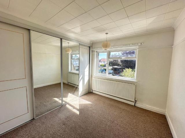 WEST DRAYTON UB7 4 bed semi detached house to rent £2,750 pcm £635 pw