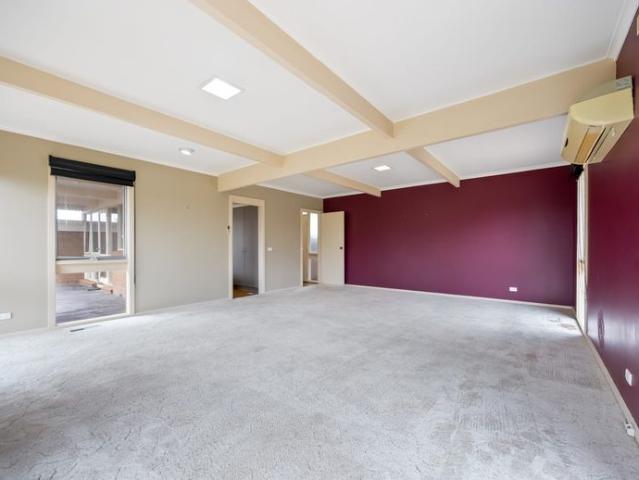 West End, Three bedroom family home