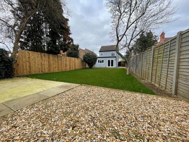 West End, Whittlesey 3 bed detached house to rent £1,400 pcm £323 pw