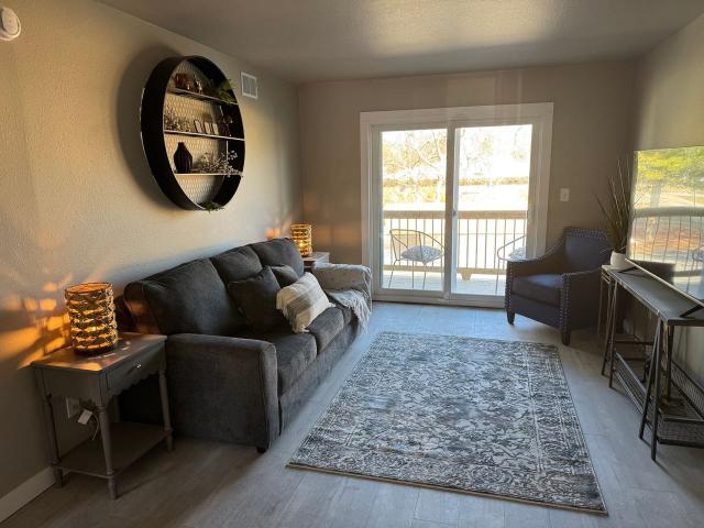 West End Apartments 2 Bedroom Apartment for Rent at 2430 W 3rd St, Bloomington, IN 47404