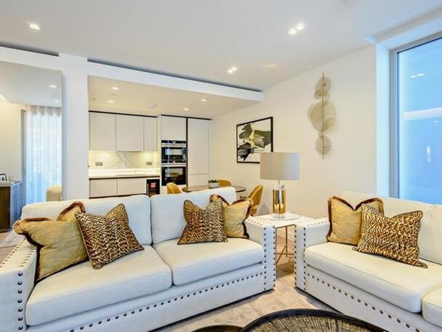 West End Gate, London 2 bed flat to rent £7,150 pcm £1,650 pw