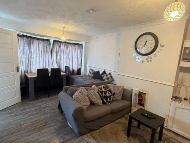 West End Lane, Hayes UB3, 2 bed semi detached house to rent, £1,800 pcm | PrimeLocation