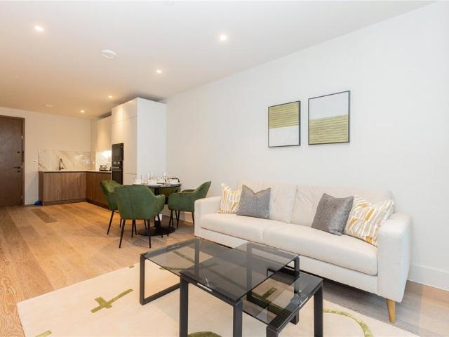 West End Lane, London, NW6 1 bed apartment to rent £2,585 pcm £597 pw