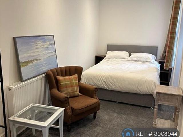 West End Road, Morecambe, LA4 1 bed flat to rent £815 pcm £188 pw