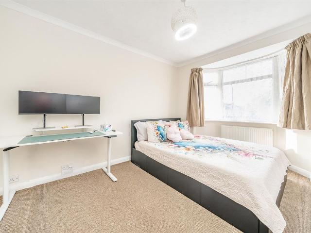 West End Road, Ruislip HA4, 2 bed maisonette to rent, £1,650 pcm | PrimeLocation