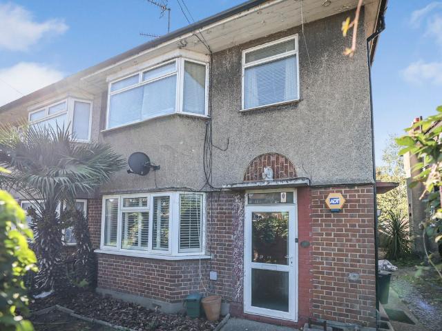 West End Road, Ruislip HA4, 2 bed flat to rent, £1,650 pcm | PrimeLocation