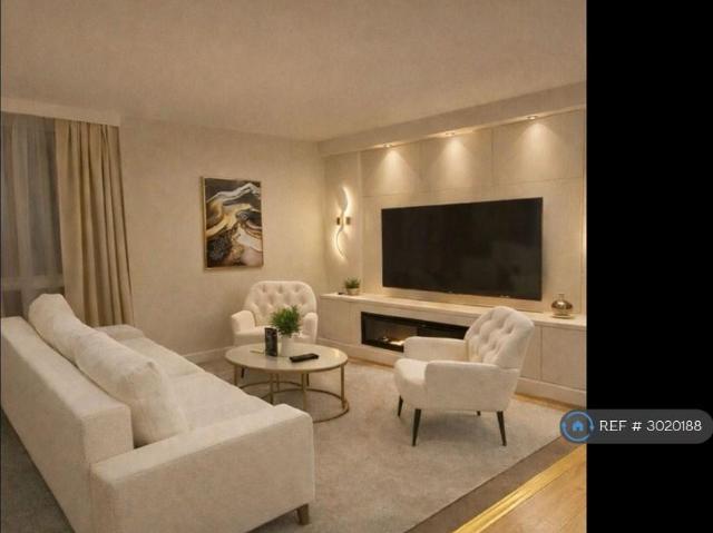 West End Road, Ruislip, HA4 2 bed flat to rent £1,850 pcm £427 pw