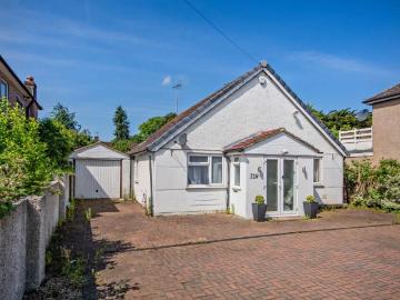 West End Road, Ruislip HA4, 4 bed bungalow to rent, £2,650 pcm | PrimeLocation