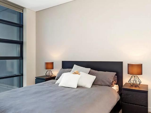 West Facing Unfurnished One Bedroom Apartment