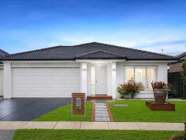 WEST FACING FAMILY HOME