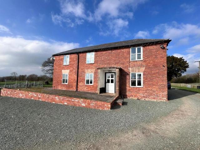 West Felton, Oswestry, Shropshire 2 bed detached house to rent £1,200 pcm £277 pw