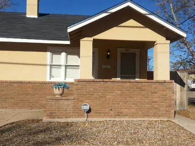 West First Duplex 1 Bedroom Apartment for Rent at 607/609 W. First, Roswell, NM 88203