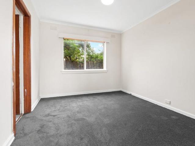 West Footscray Living in a Convenient Location