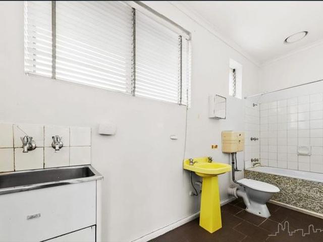 West Footscray Living in a Prime Parkside Pocket