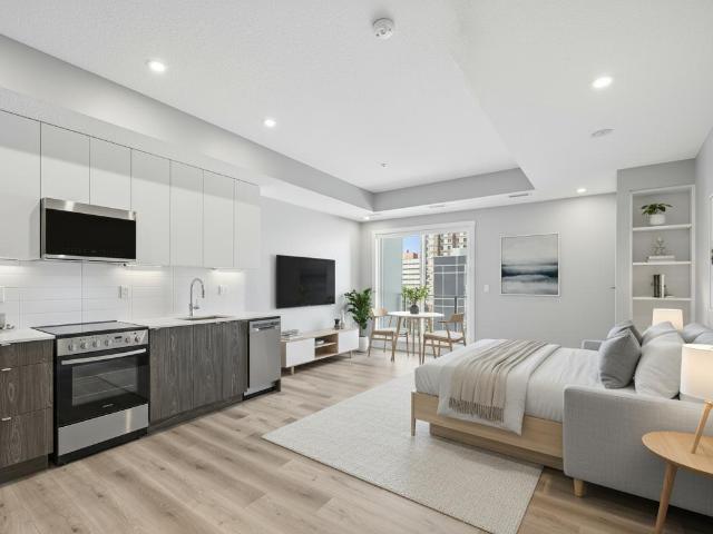 West Garneau 2 Bed 1 Bath D3 Apartment for Rent