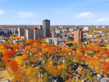 Garneau, Edmonton, Alberta - Parking