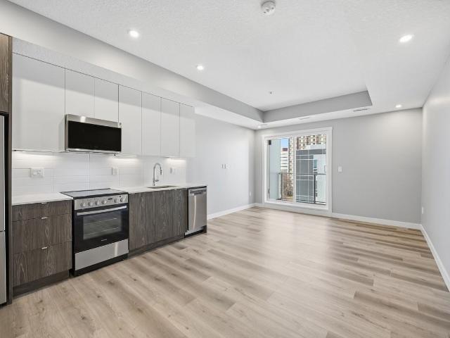 West Garneau 2 Bedroom Apartment for Rent at 11041 86 Ave Nw, Edmonton, AB T6G 2B8 Garneau