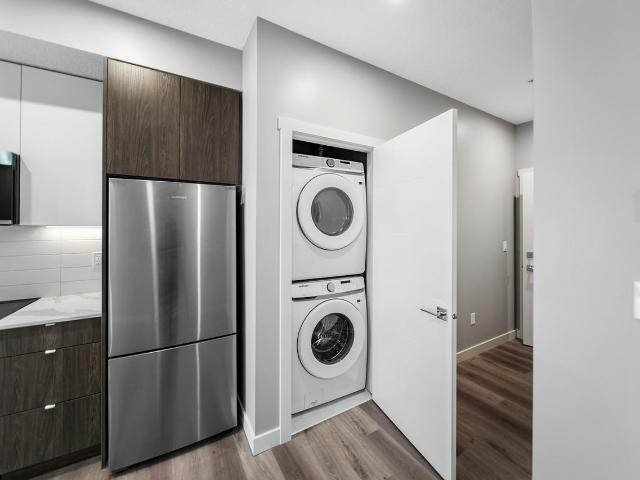 West Garneau 2 Bedroom Apartment for Rent at 11041 86 Ave Nw, Edmonton, AB T6G 2B8 Garneau
