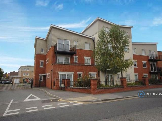 West Gate Mews, Watford, WD18 2 bed flat to rent £1,875 pcm £433 pw