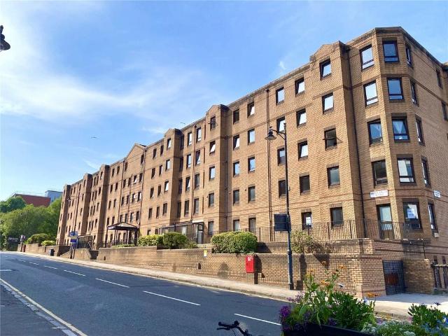 West Graham Street, Glasgow, G4 2 bed flat to rent £1,195 pcm £276 pw