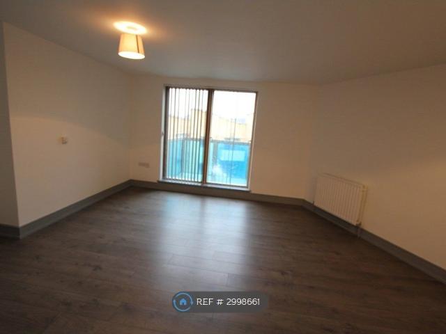 West Green Road, London N15, 3 bed flat to rent, £2,950 pcm | PrimeLocation