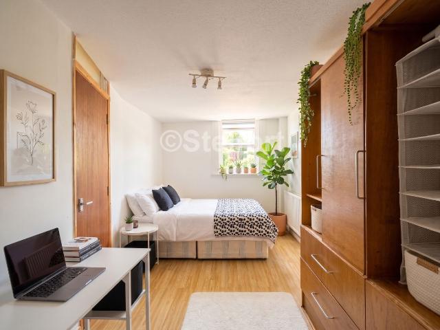 West Green Road, London N15, Studio to rent, £1,175 pcm | PrimeLocation