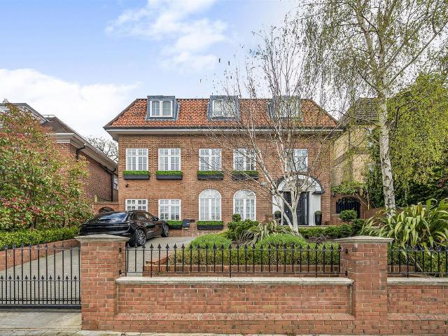 West Heath Road, Hampstead NW3, 6 bed detached house to rent, £20,000 pcm | PrimeLocation
