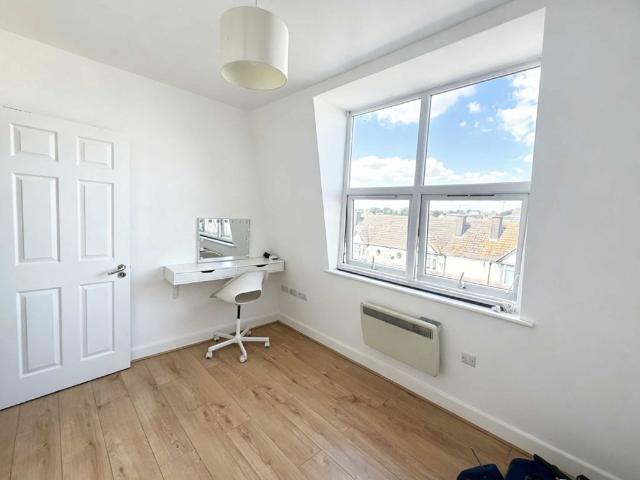 West Hendon Broadway, London NW9, 1 bed flat to rent, £1,350 pcm | PrimeLocation