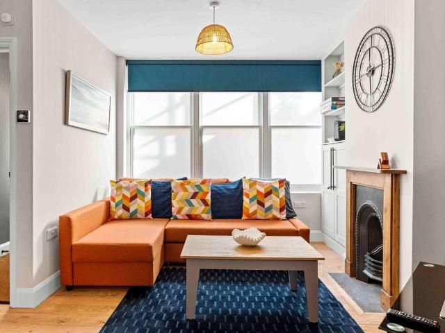 West Hill BN1, 2 bed flat to rent, £2,925 pcm | PrimeLocation
