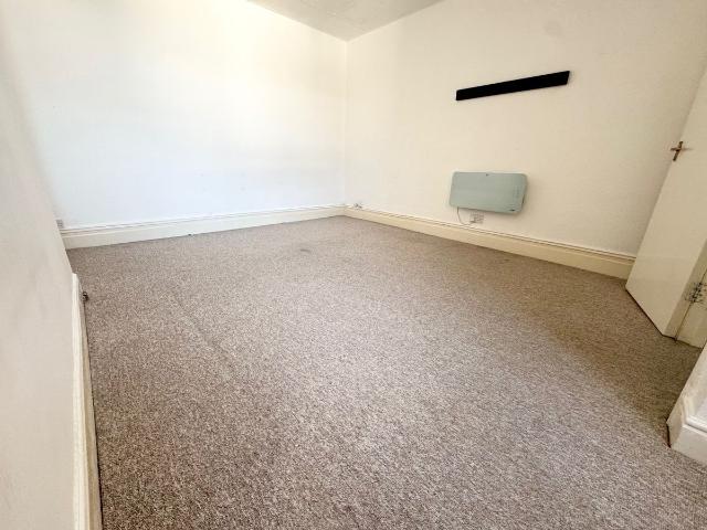 West Hill Road, Bournemouth BH2, Studio to rent, £725 pcm | PrimeLocation