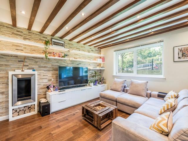 West Hill Road, Southfields SW18, 3 bed maisonette to rent, £3,500 pcm | PrimeLocation