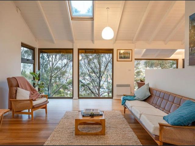 West Hobart Sanctuary, Fully Furnished & Equipped
