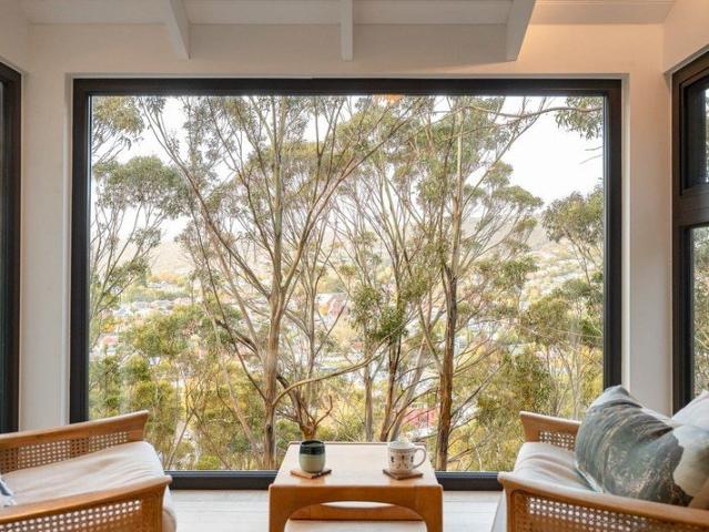 West Hobart Sanctuary, Fully Furnished & Equipped