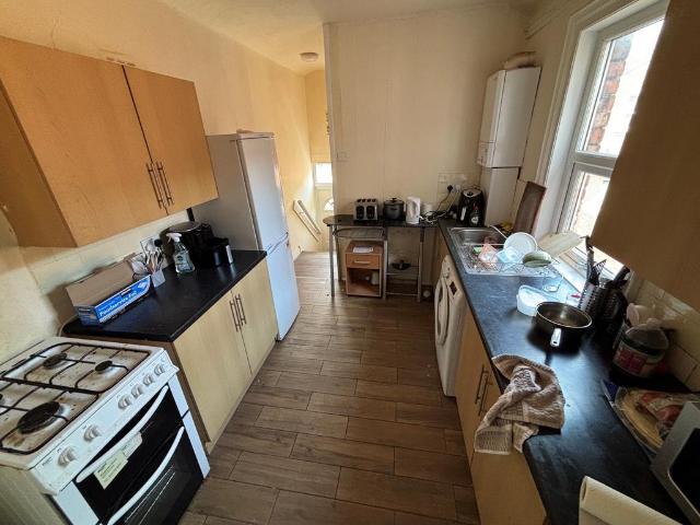 West Jesmond, Newcastle upon Tyne, NE2 3 bed flat to rent £1,695 pcm £391 pw