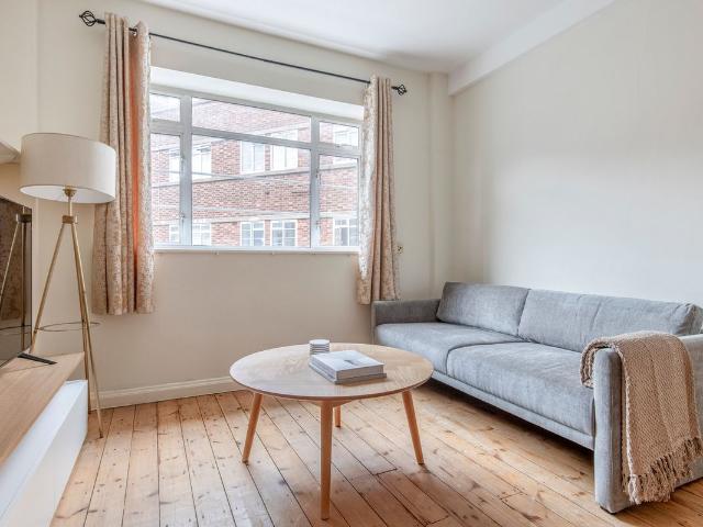 West Kensington W14, 1 bed flat to rent, £2,340 pcm | PrimeLocation