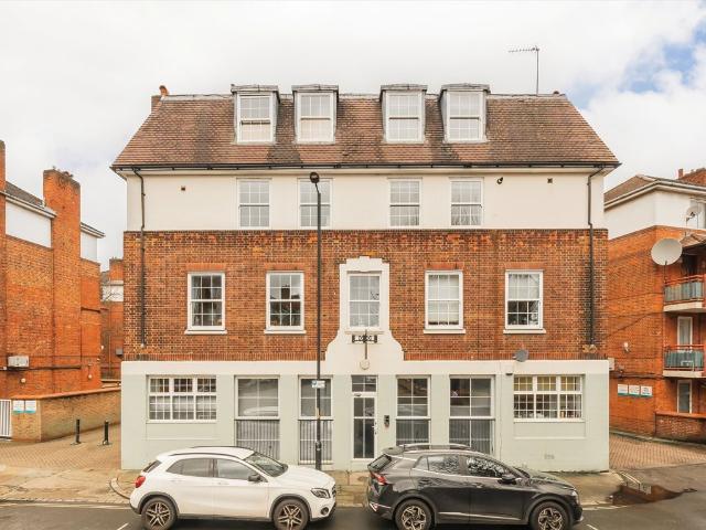 West Lane, Bermondsey SE16, 2 bed flat to rent, £2,400 pcm | PrimeLocation
