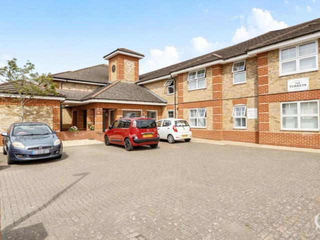West Lane, Sittingbourne ME10, 1 bed property to rent, £850 pcm | PrimeLocation