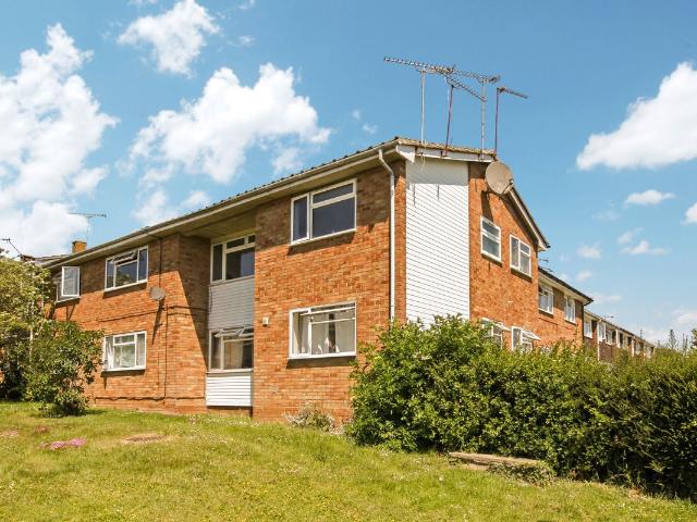 West Lawn, Galleywood CM2, 1 bed flat to rent, £995 pcm | PrimeLocation
