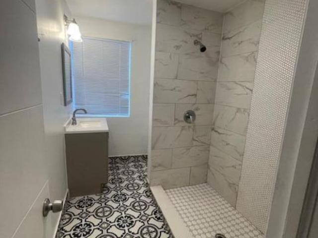 West Palm Beach FL 33401 105212897